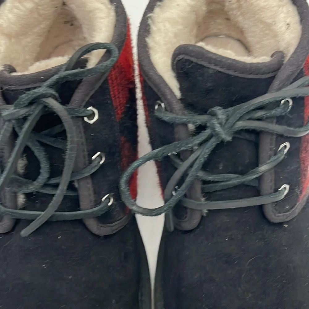 UGG NEUMEL PLAID WOOL BLACK RED CLASSIC BOOTS MENS SIZE 10 - Picture 5 of 16